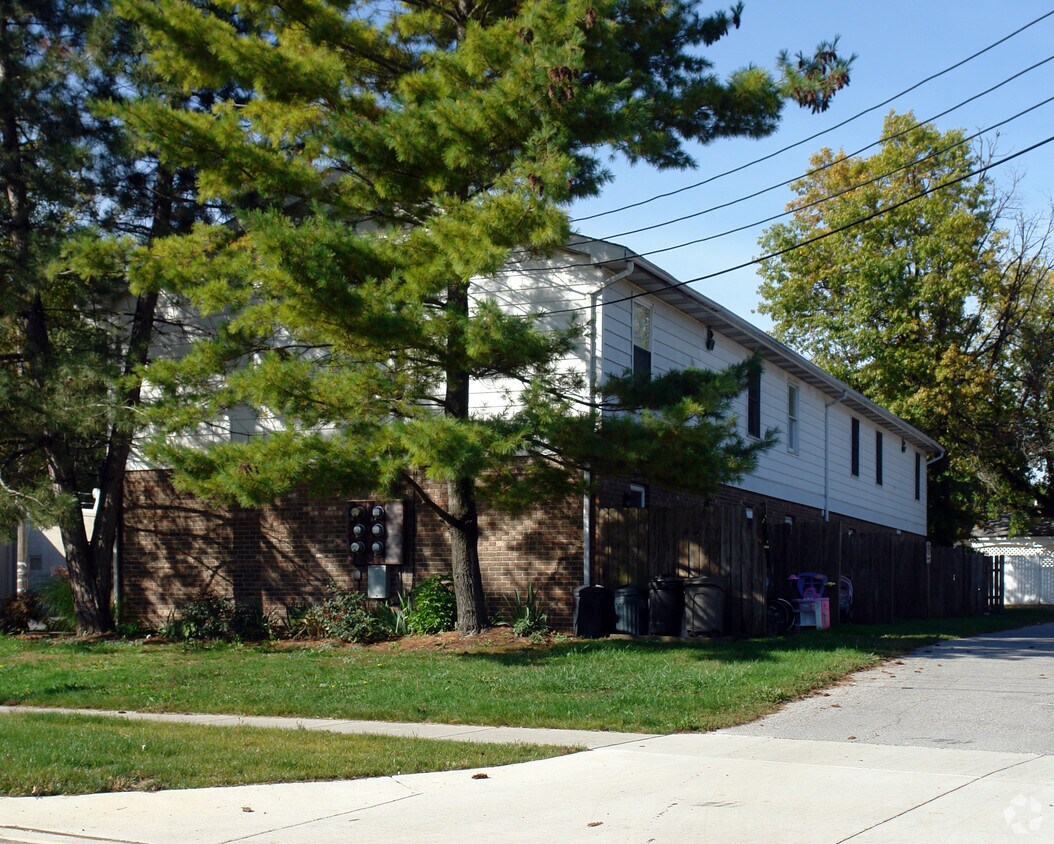 Building Photo - 79 Cline St