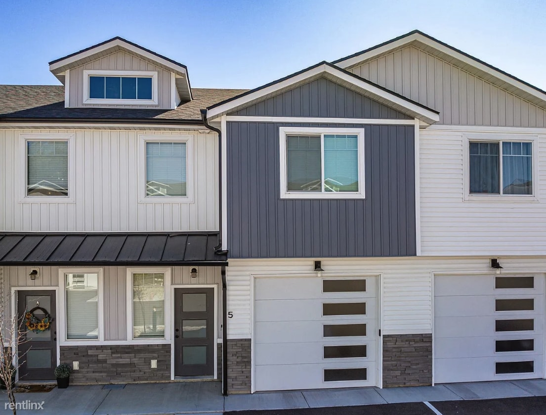 Primary Photo - 3 br, 2.5 bath Townhome - 179 Park Lawn Drive
