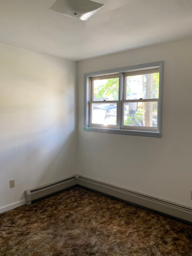 BEDROOM - 211 Grand Ave