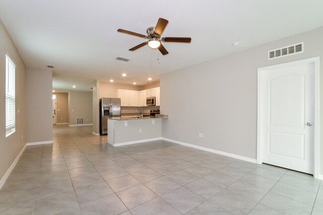 Building Photo - 3928 Silverstream Terrace