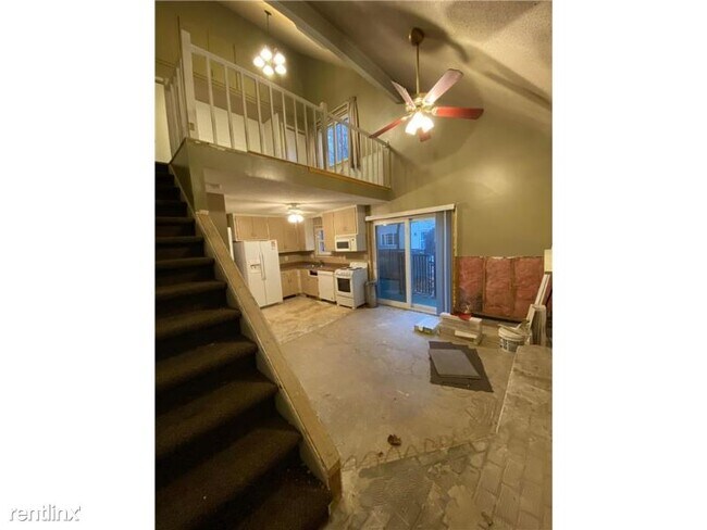 Building Photo - 1275 Northdale Blvd NW