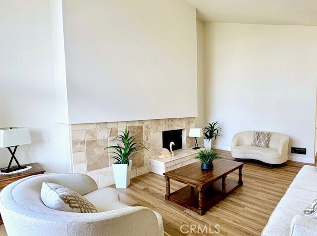 Building Photo - 2322 Palos Verdes Dr W