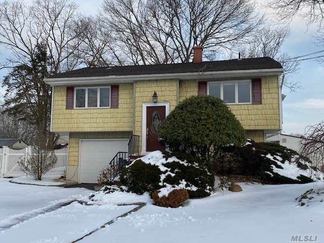 Primary Photo - 3 Wayside Ln