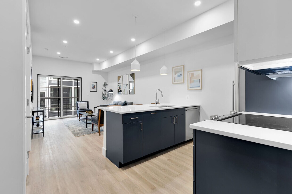 Open layout - 2310 4th St NE