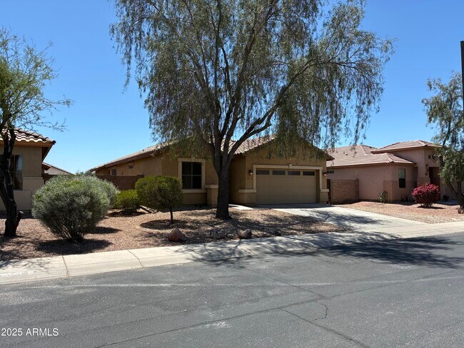 Foto del edificio - 24775 W Dove Trail
