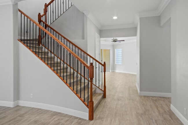 Foto del edificio - 9845 Cobblestone Creek Dr