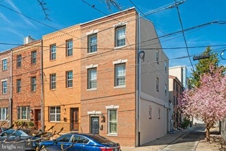 Building Photo - 621 Federal St