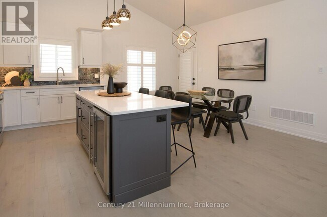 Building Photo - 107 Plewes Dr