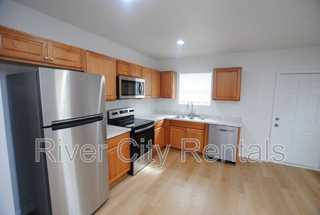 Foto del edificio - 5621 Overlook Dr E