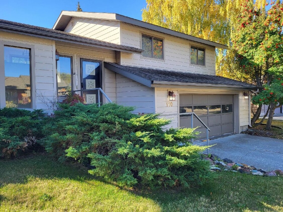 Primary Photo - 4 Bedroom in desirable South Bozeman