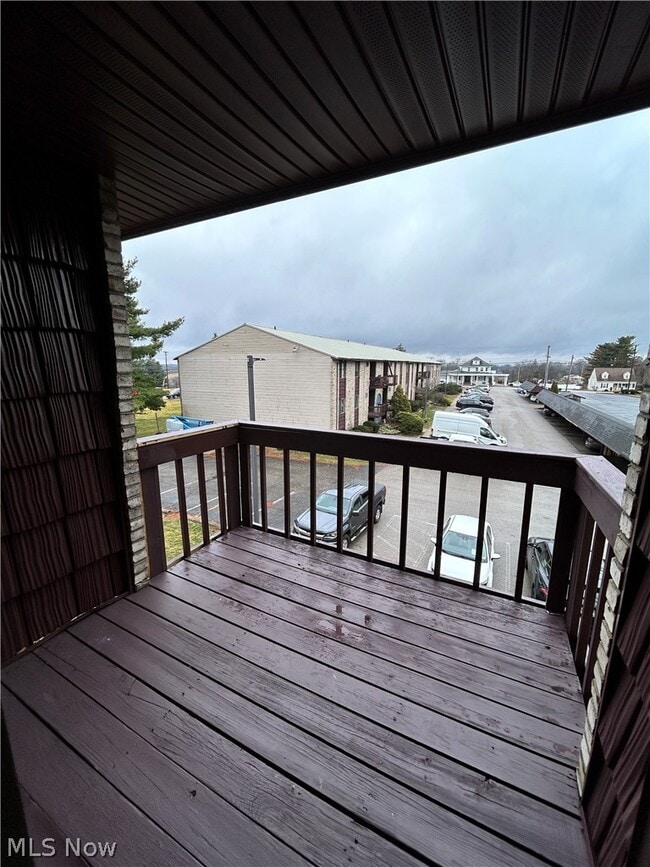 Foto del edificio - 200 Fernwood Rd