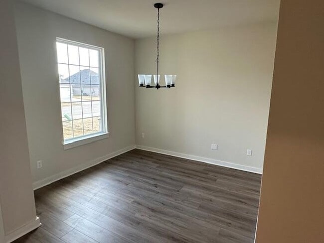 Foto del edificio - 6913 Sulphur Ct