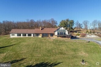 Building Photo - 1496 Orchard Ln