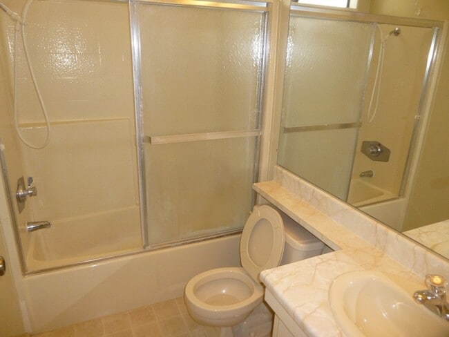 Foto del edificio - Single Level Home in Gated Community