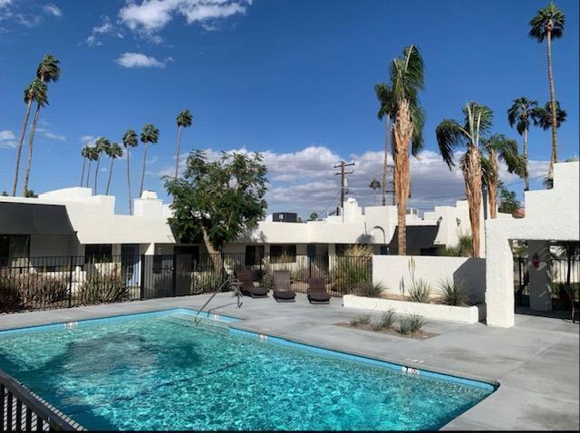 Foto del edificio - 45451 Deep Canyon Rd