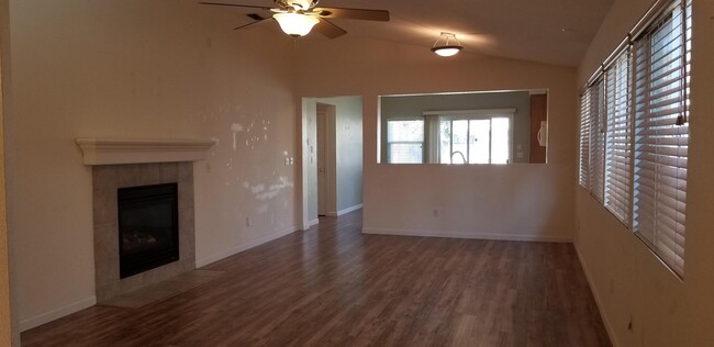 Building Photo - 9391 Granite Falls Ct