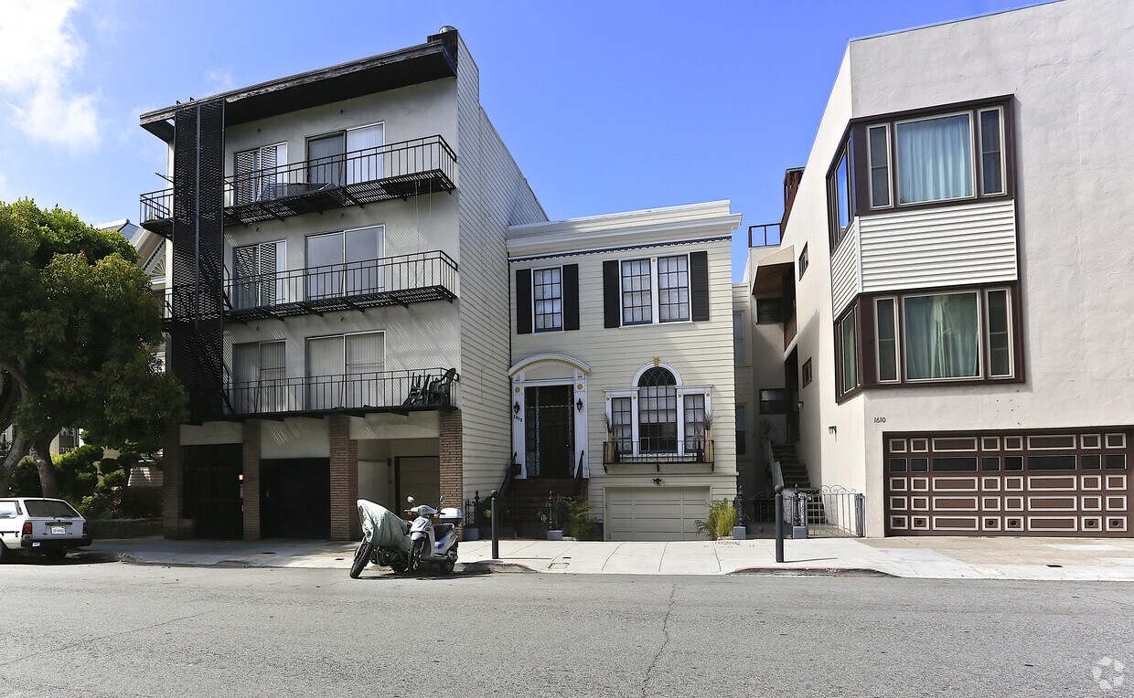 Building Photo - 1614 Vallejo St