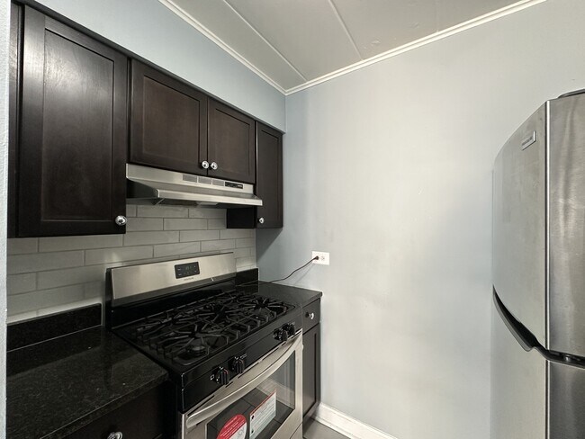 Foto del edificio - 3812 25th Ave