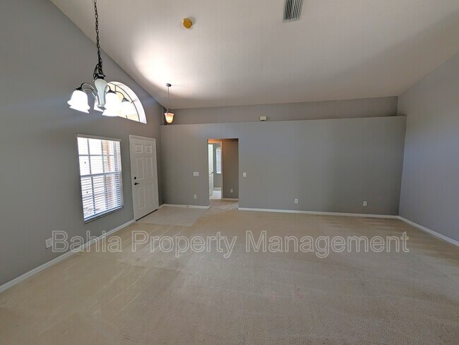 Foto del edificio - 31404 Philmar Ln