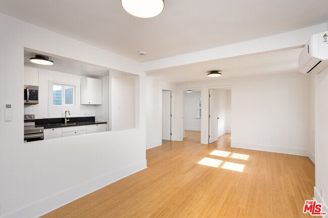 Building Photo - 126 Franklin Ct