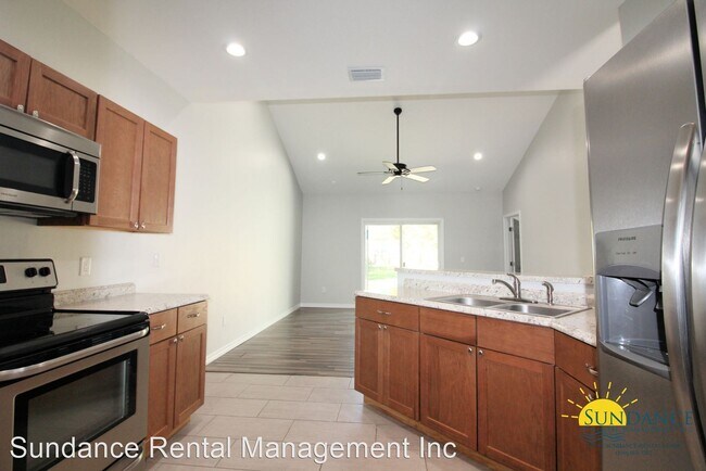 Building Photo - 3 br, 2 bath House - 627 Roberts Road Unit B