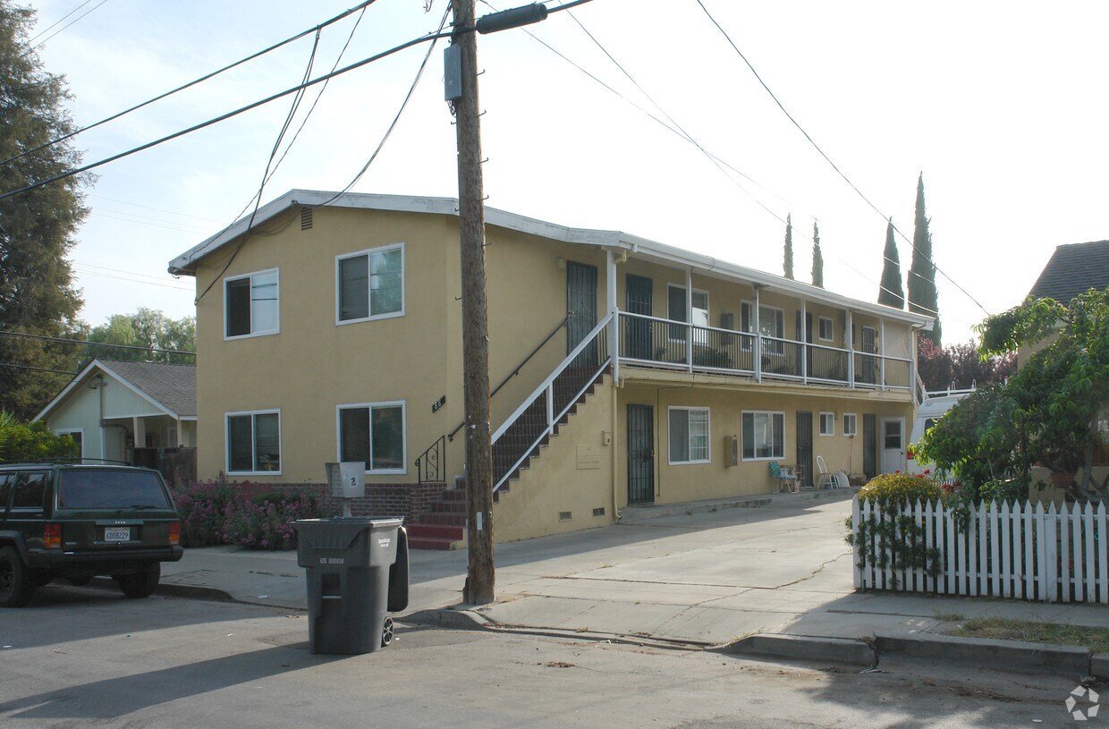 Foto del edificio - 88 Topeka Ave