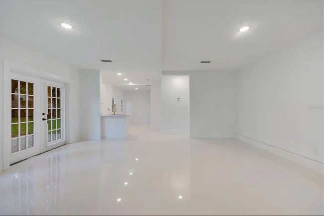 Building Photo - 5240 Alleman Dr