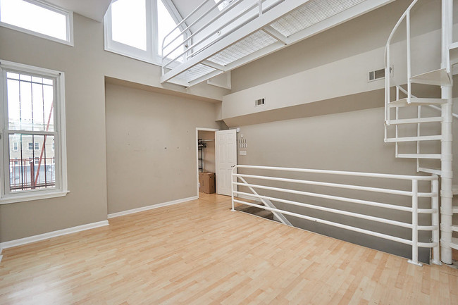 Building Photo - 1710 U St NW