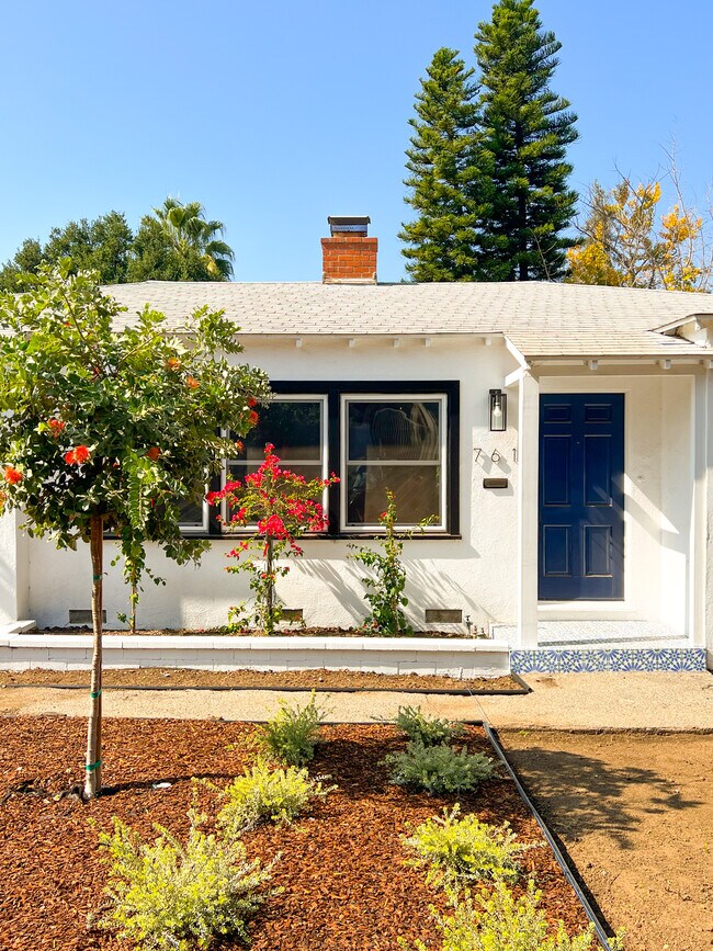Building Photo - 761 Radcliffe Ave