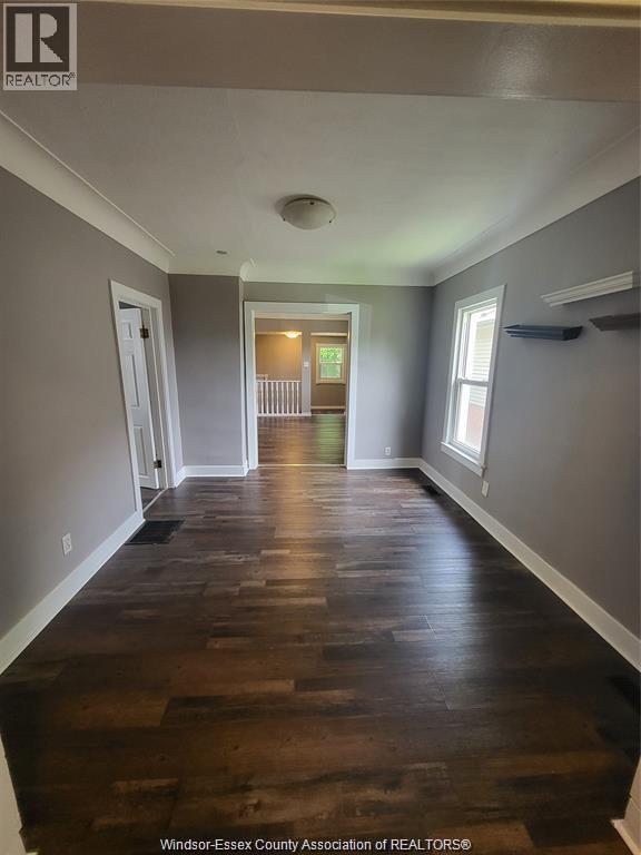 Photo du bâtiment - 990 Bridge Ave