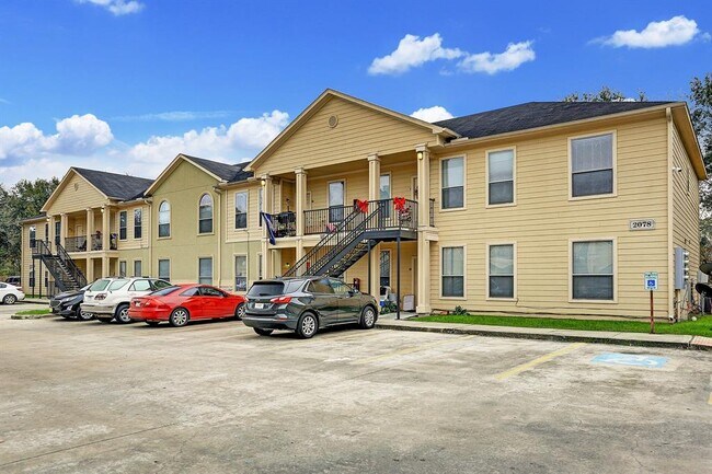 Foto del edificio - 2068 Laverne St