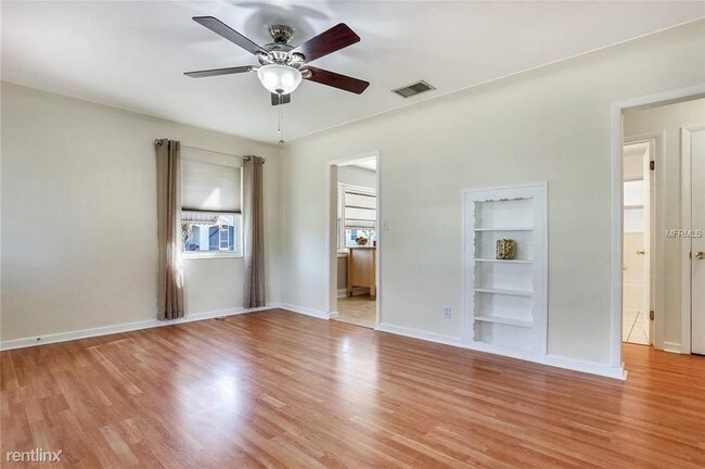 Foto del edificio - 2 br, 2 bath House - 700 53rd Ave N
