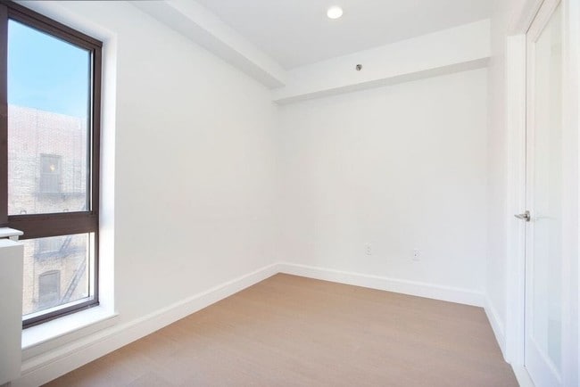 Building Photo - 311 W 50th St