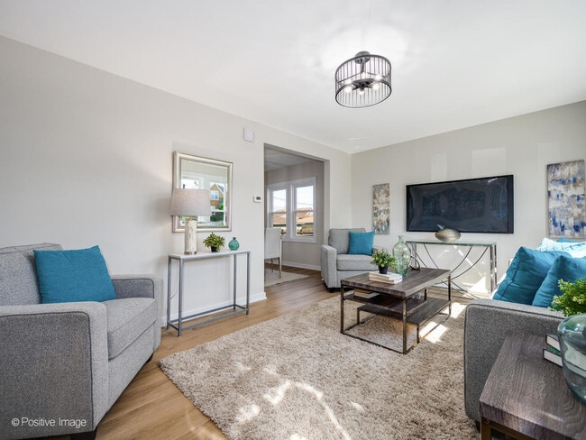 Building Photo - 4036 W 57th St