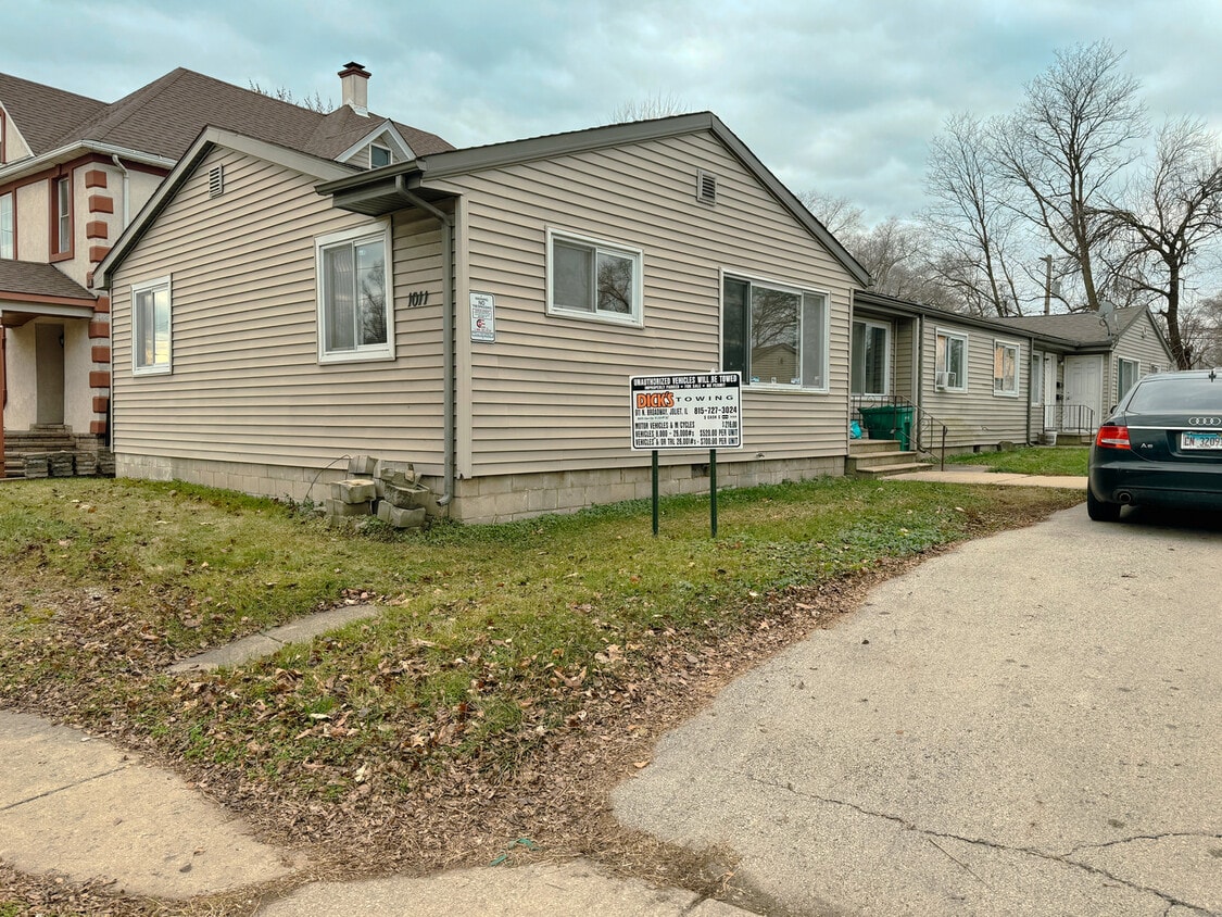 1011 N Broadway St, Joliet, IL 60435 House Rental in Joliet, IL