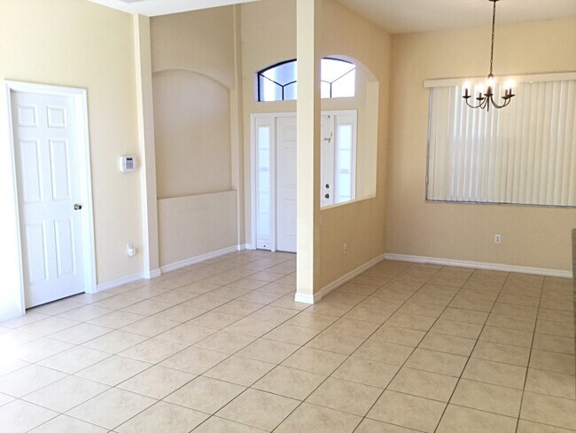 Building Photo - $200 off 1st mo rent! Tuscany Preserve-414...