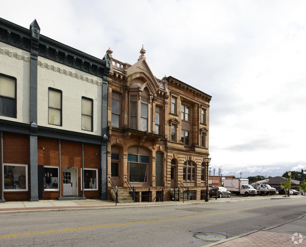 Building Photo - 25-27 E 3rd St