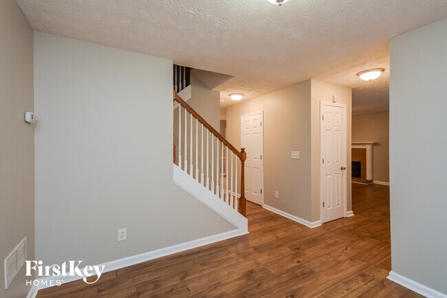 Building Photo - 3141 River Overlook Ct