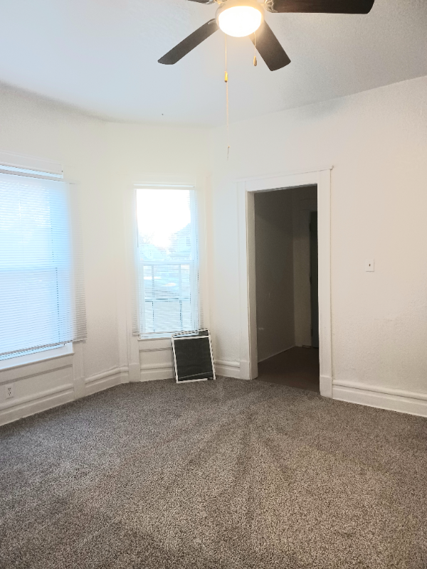 330 S Rosewood Ave, Kankakee, IL 60901 Room for Rent in Kankakee, IL