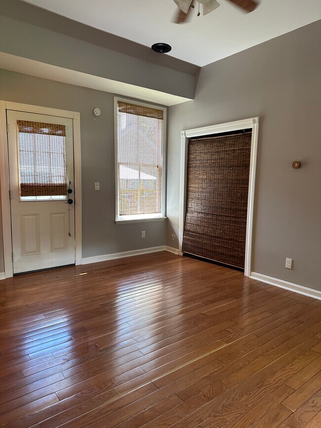 Foto del edificio - 7039 Clough Pike