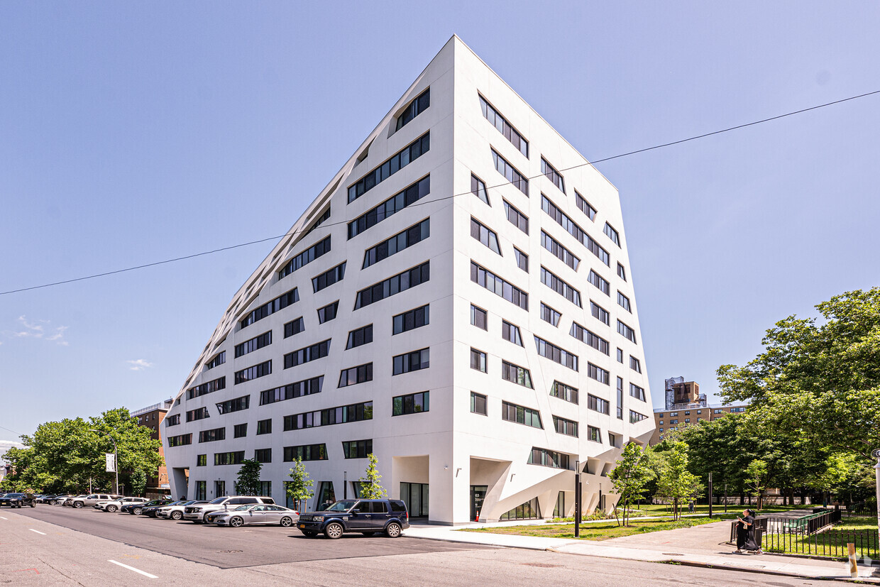 57 Marcus Garvey Blvd - The Atrium at Sumner