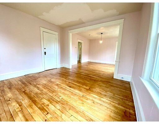 Building Photo - 94 Whitmarsh Ave
