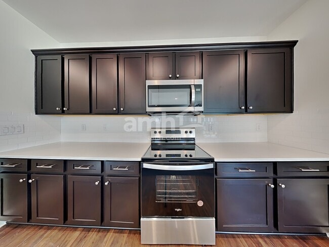 Foto del edificio - 5253 Blue Mountain Drive