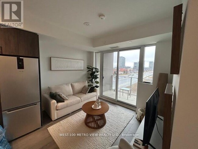 Photo du bâtiment - 412 Silver Maple Rd