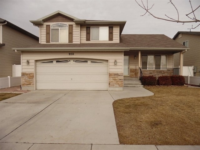 Primary Photo - 950 W Longleaf Drive