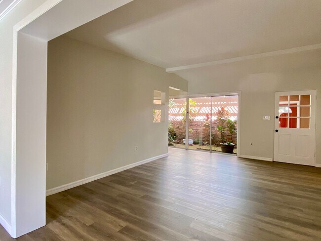 Foto del edificio - Remodeled 3BR/2BA home in Altamonte Springs! Don't Miss Out on this Gem!!