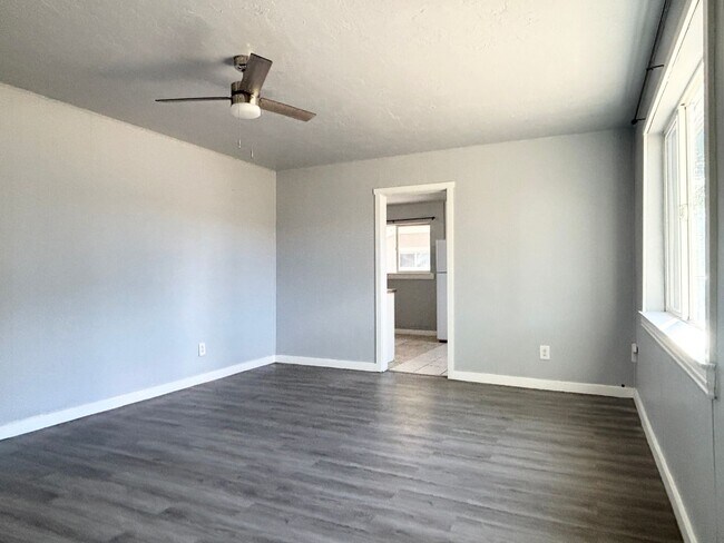 Foto del edificio - Cozy Rambler with Huge Yard!