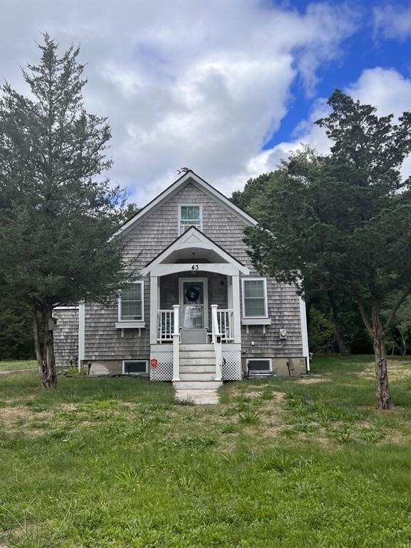 3 bedroom in Wareham MA 02558