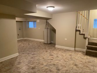 Building Photo - 1811 Clarence Ave