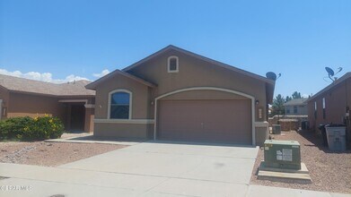 Building Photo - 4768 Joseph Rodriguez Dr
